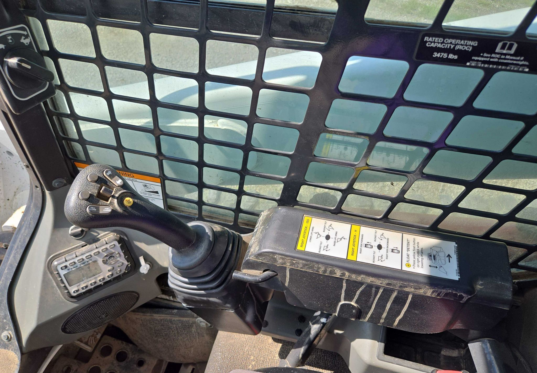 2014 Bobcat T770 - photo 1