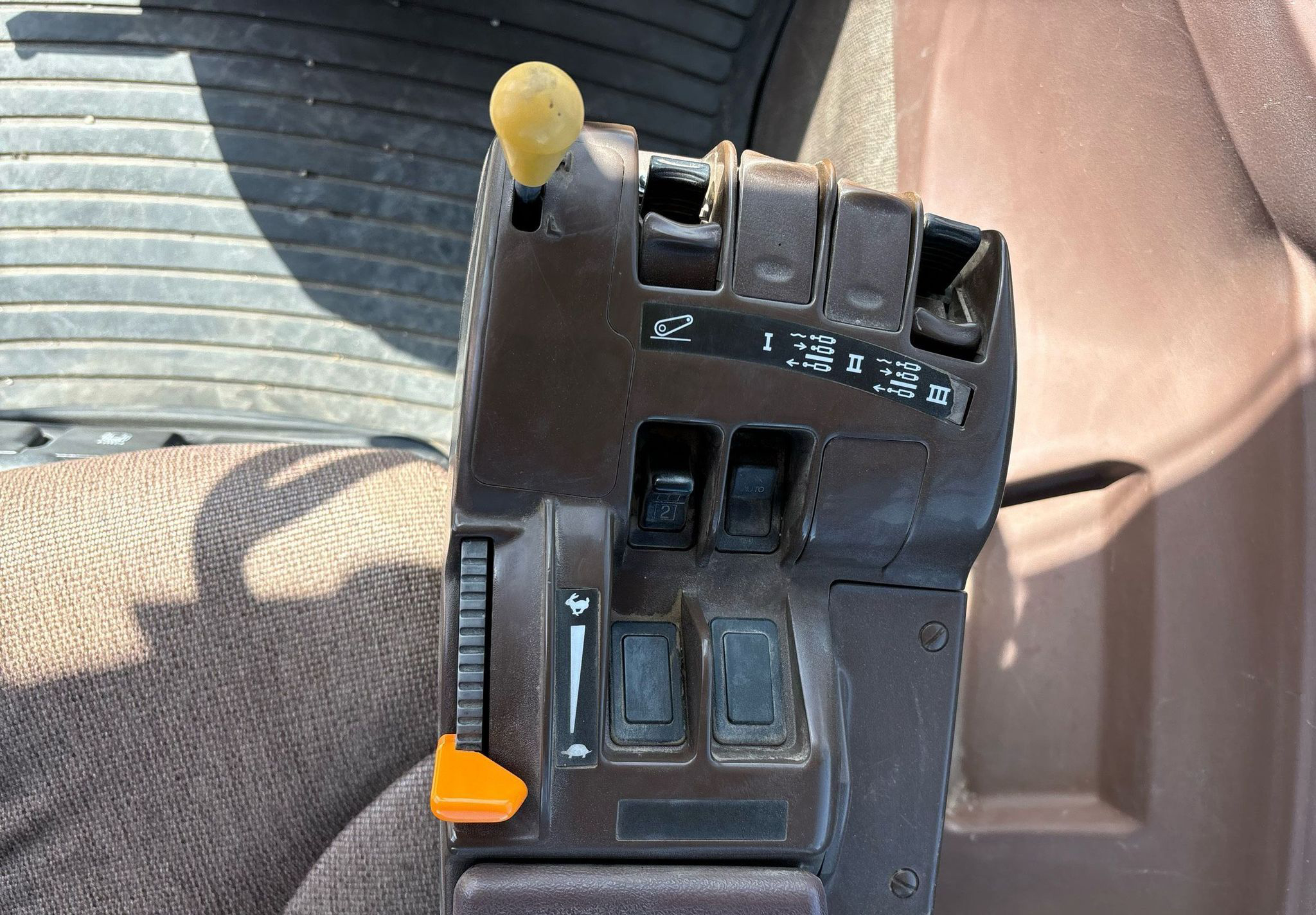 2011 John Deere 9330 - photo 1