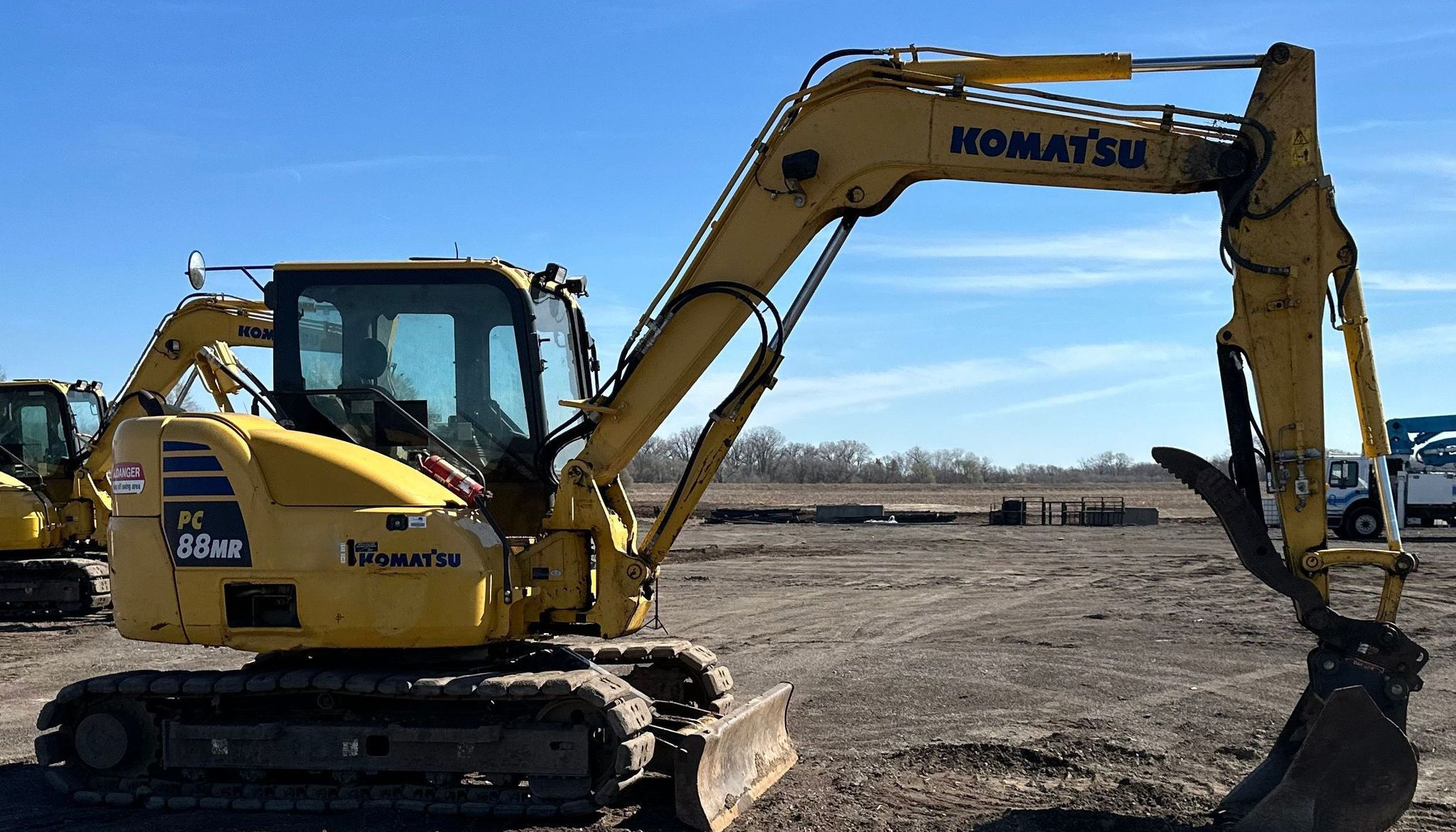 2015 Komatsu PC88MR-10 - photo 1