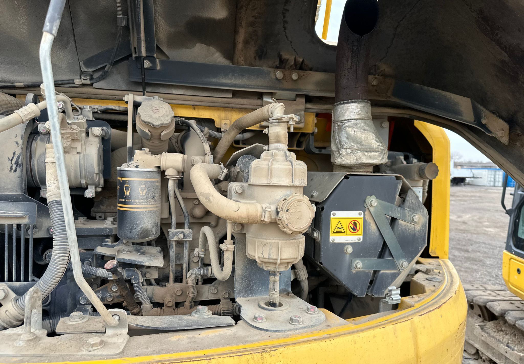 2015 Komatsu PC88MR-10 - photo 1
