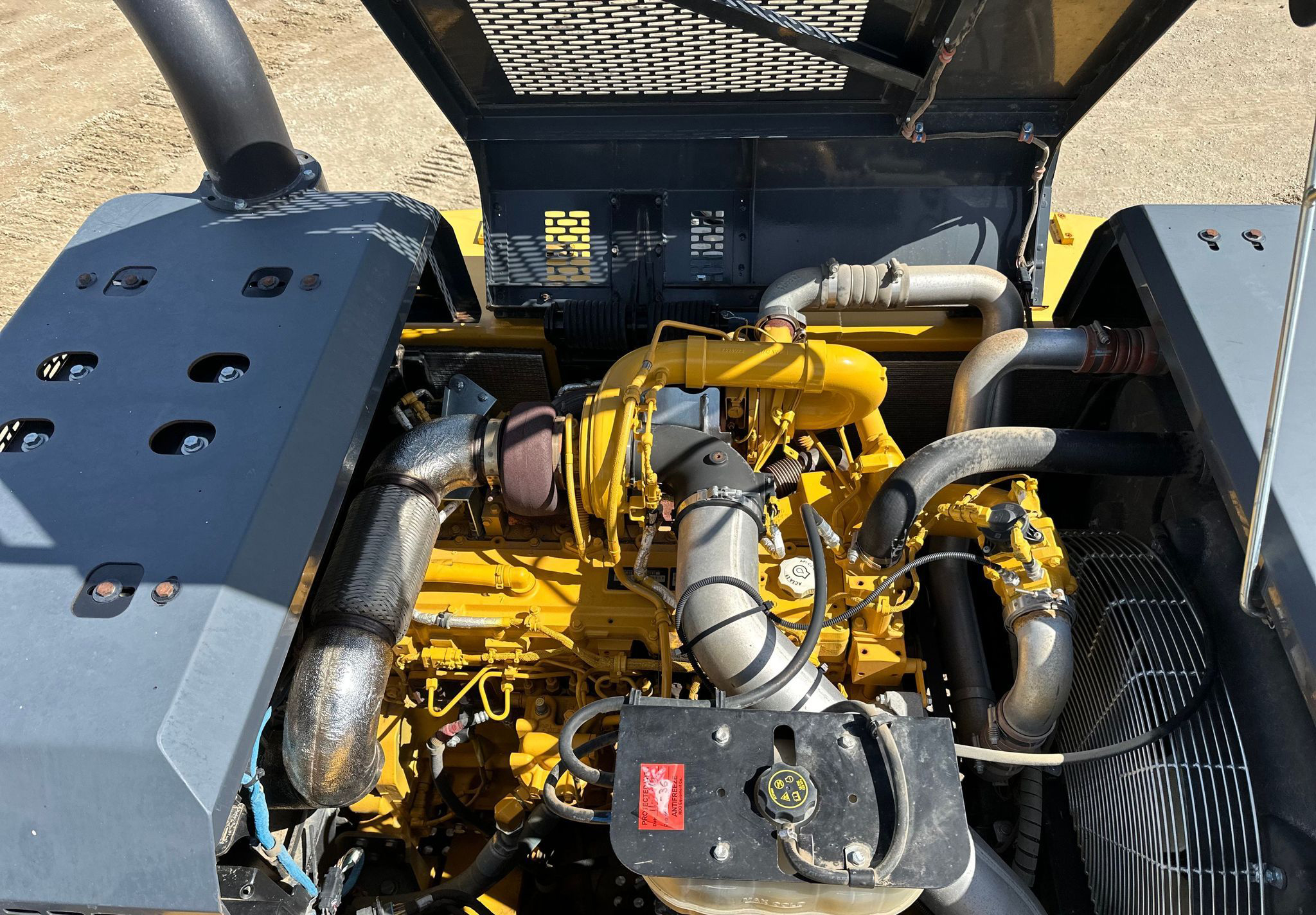 2019 John Deere 350G LC - photo 1