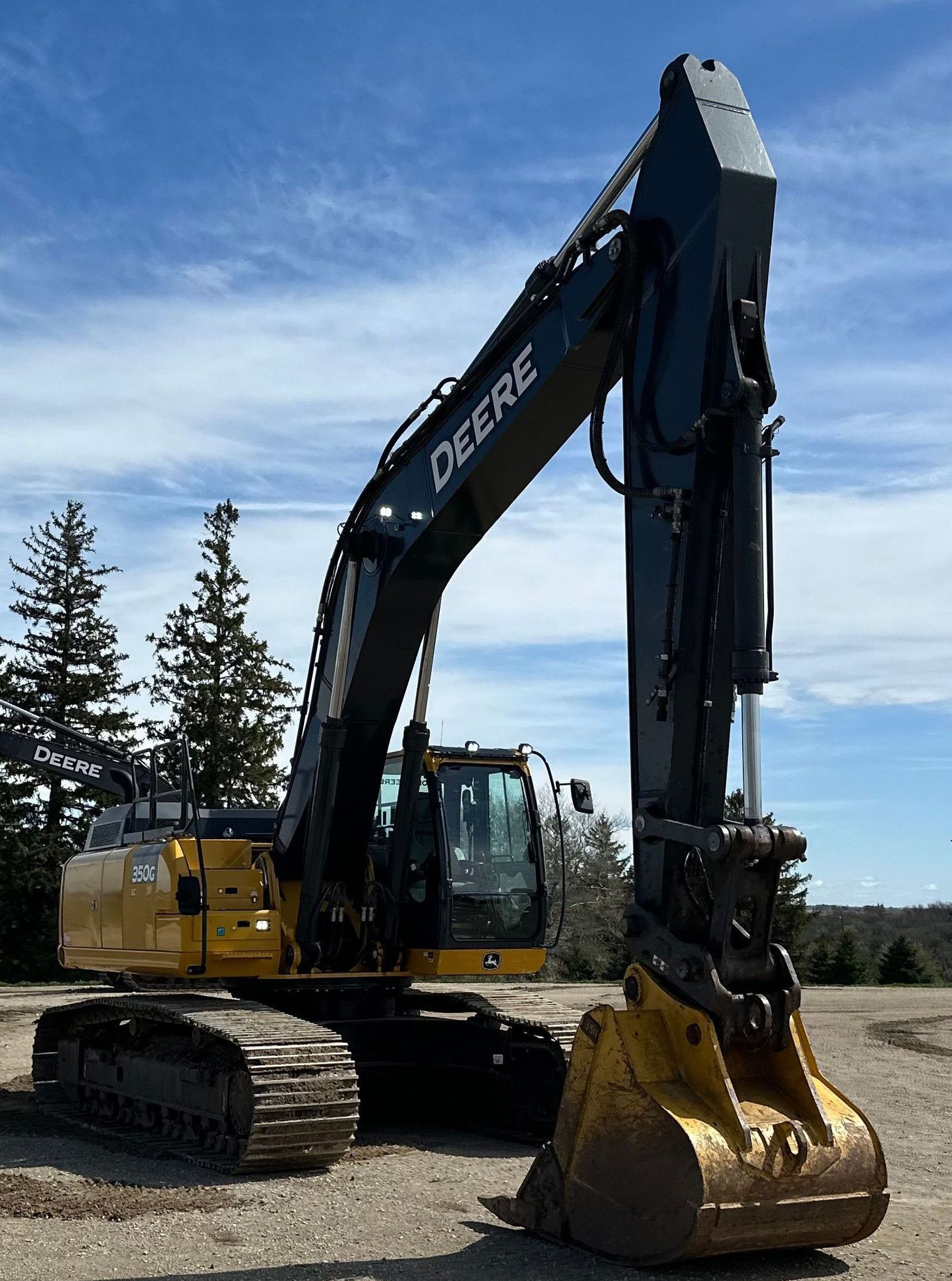 2019 John Deere 350G LC - photo 1