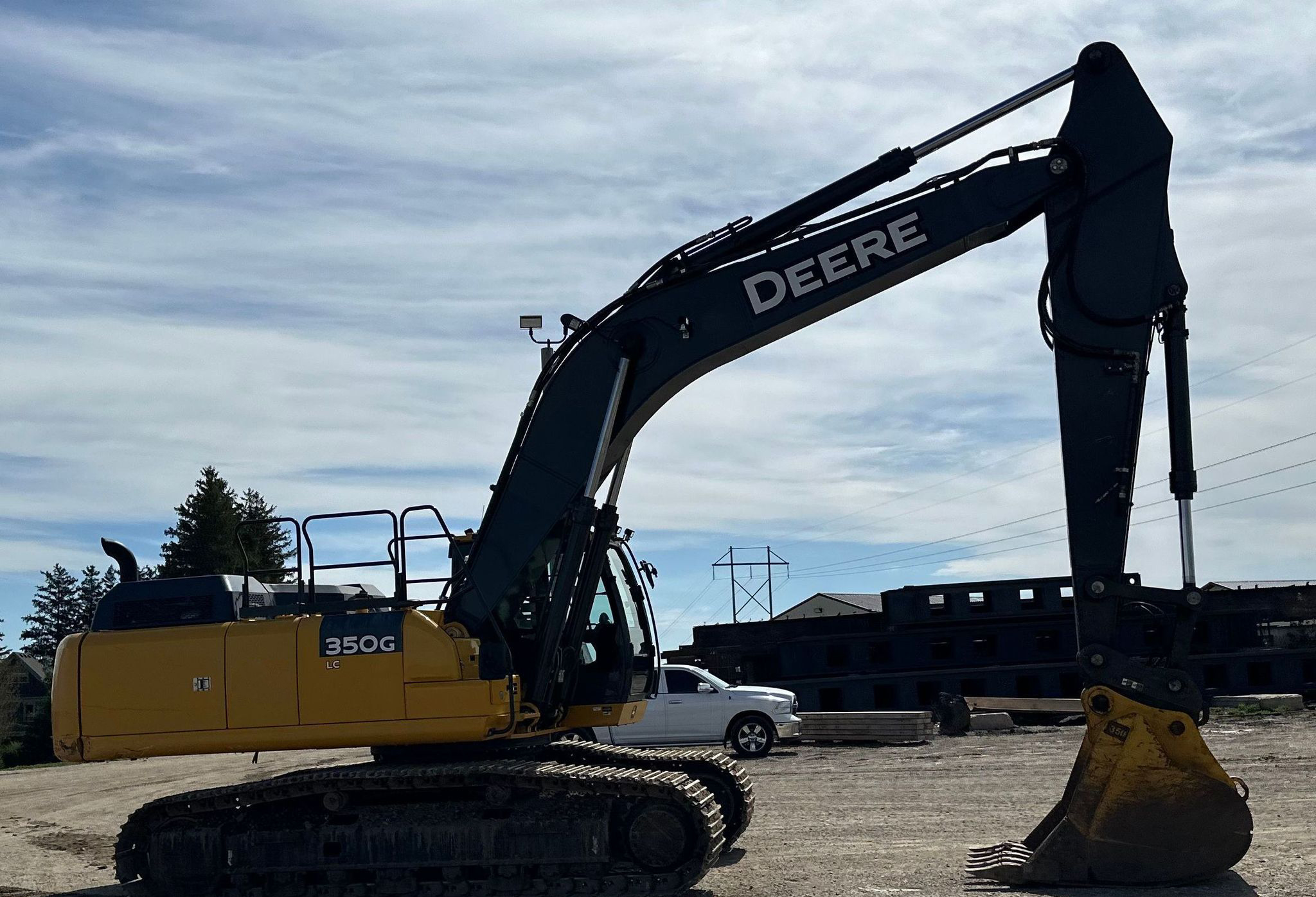 2019 John Deere 350G LC - photo 1