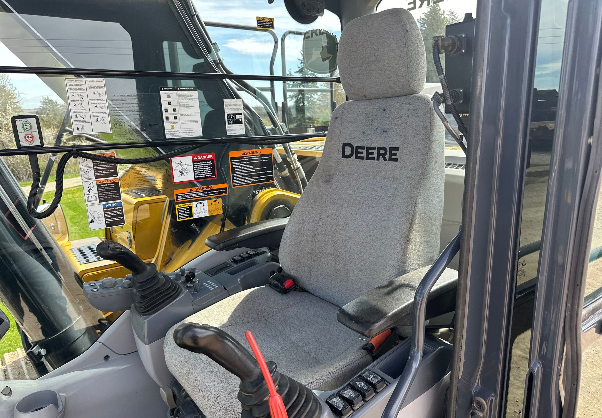 2019 John Deere 350G LC - photo 1