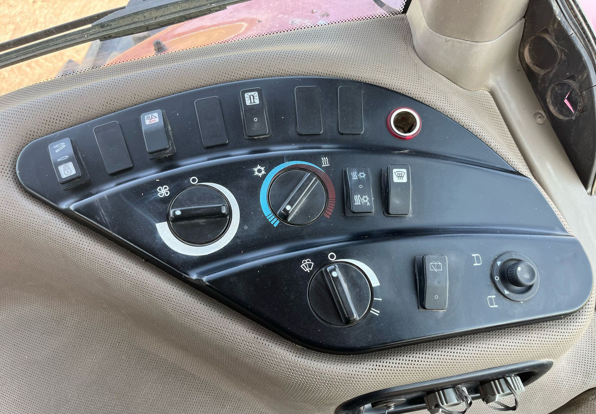 2015 Case IH Magnum 310 - photo 1