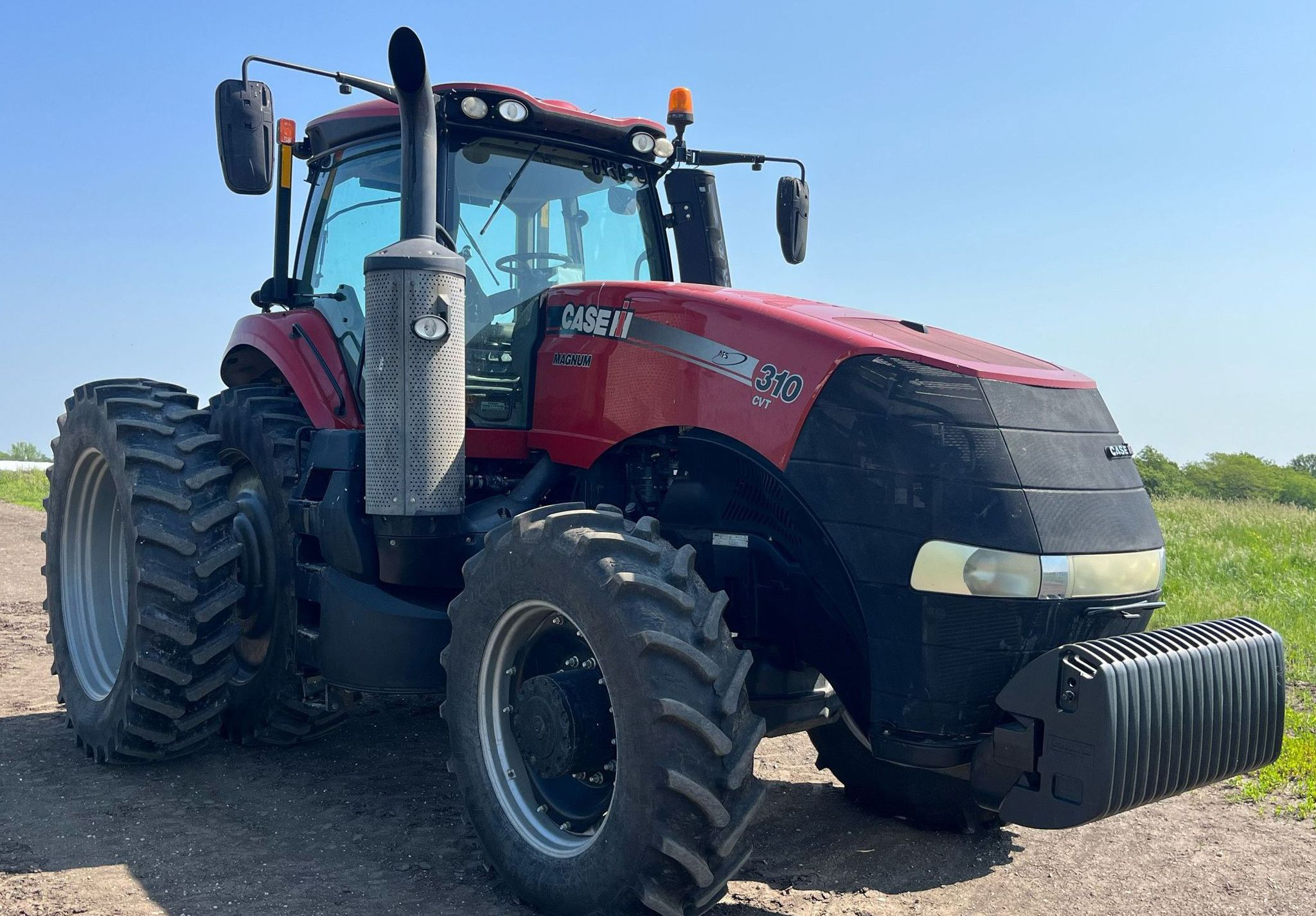 2015 Case IH Magnum 310 - photo 1