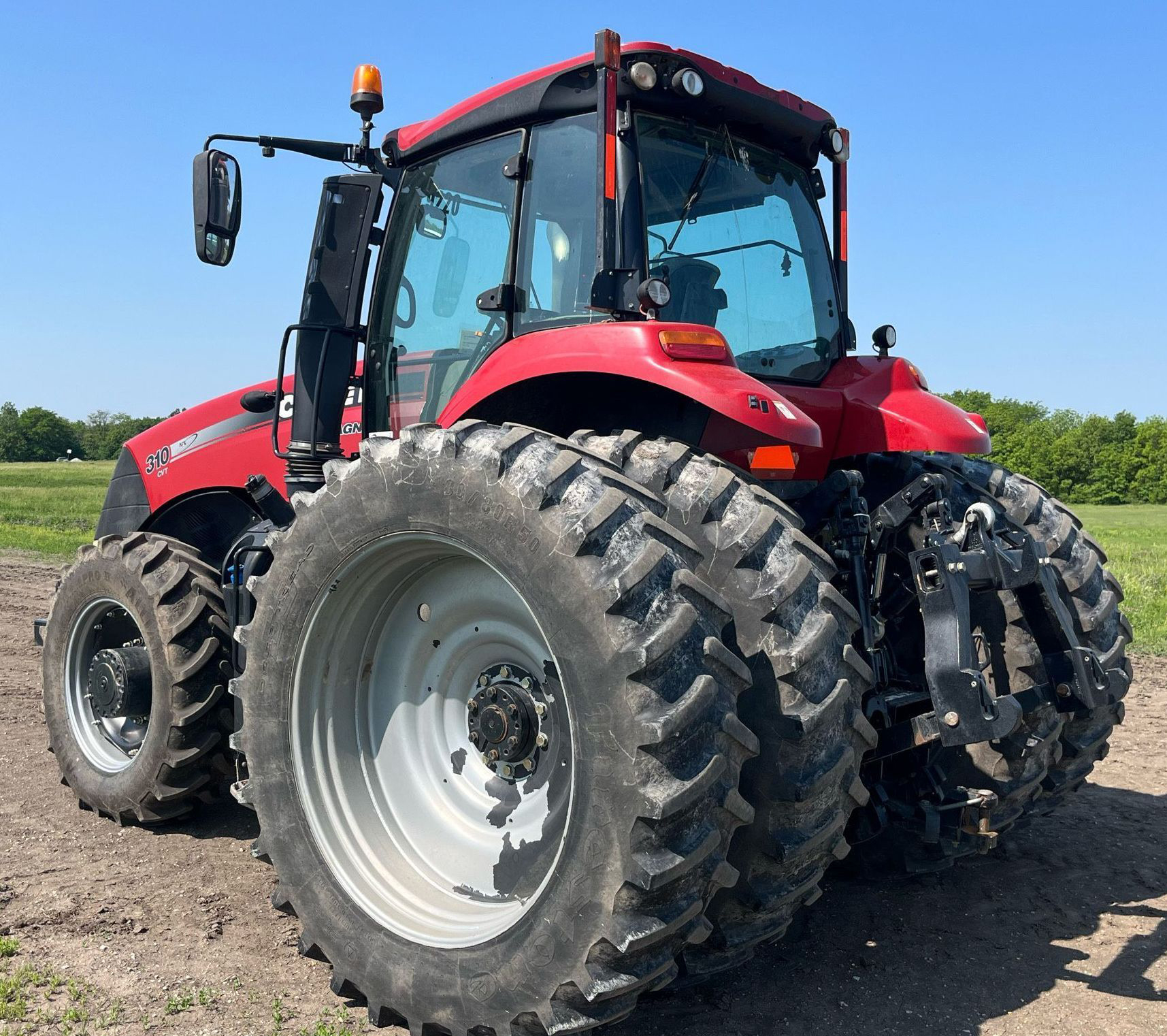 2015 Case IH Magnum 310 - photo 1