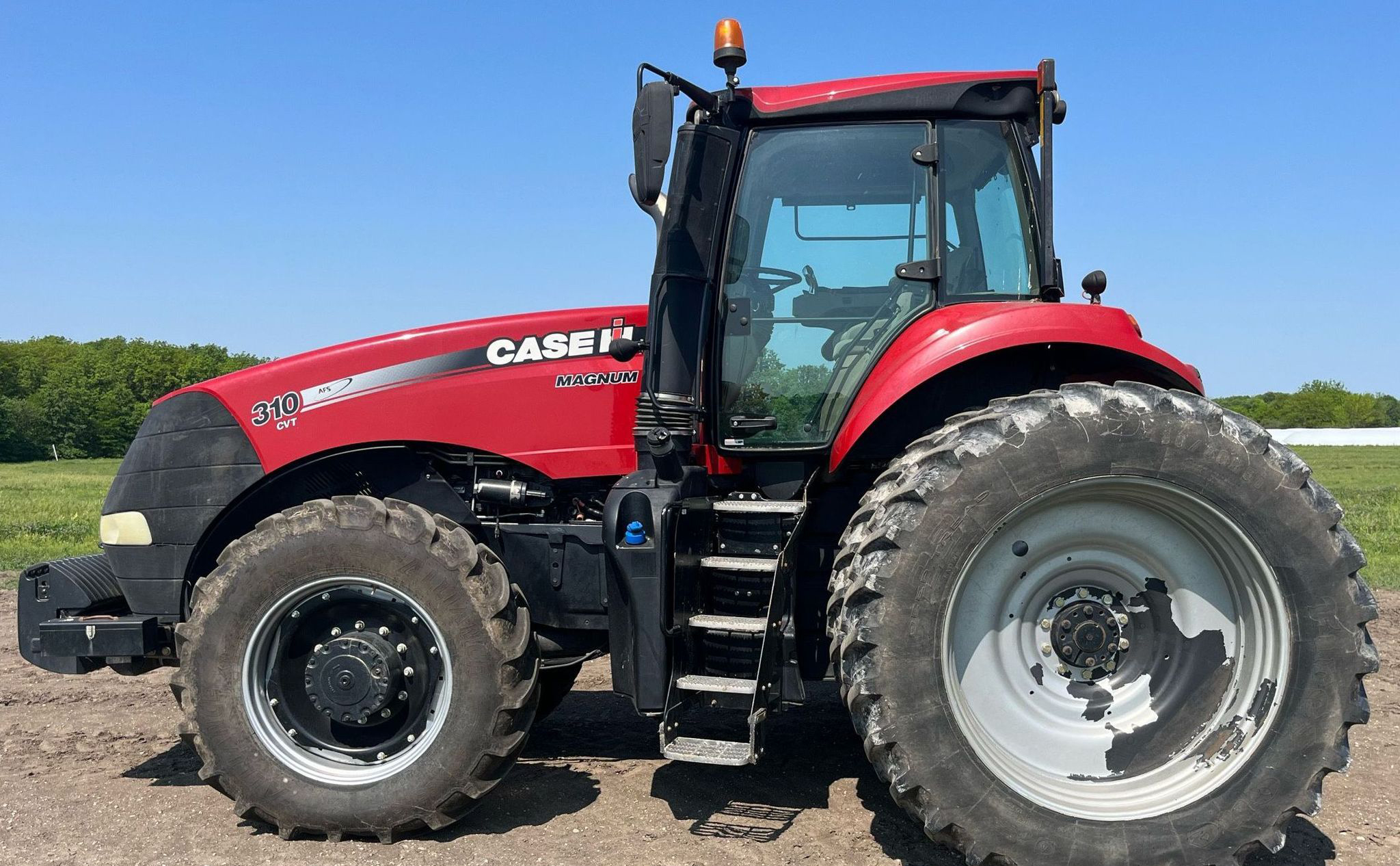 2015 Case IH Magnum 310 - photo 1