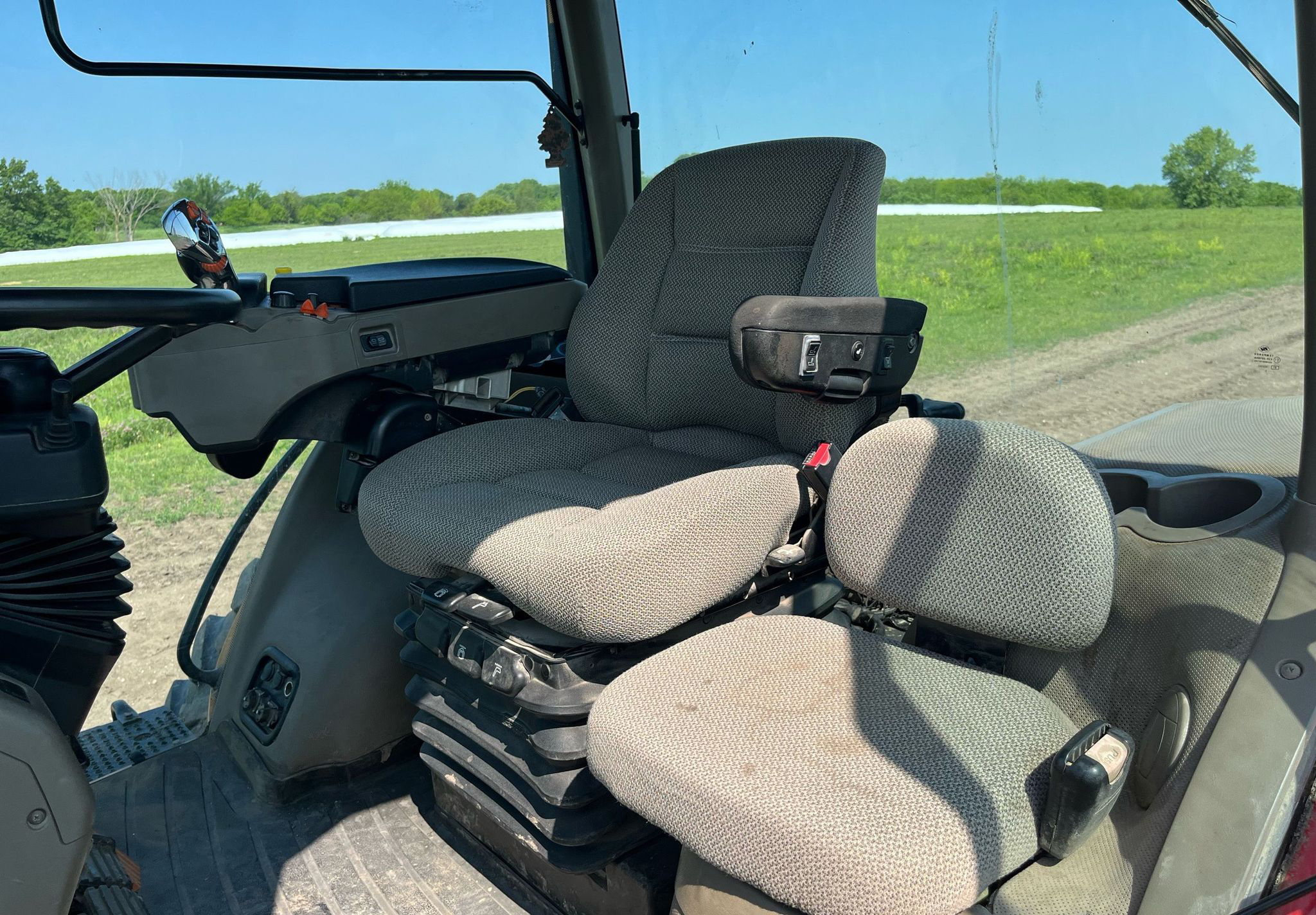 2015 Case IH Magnum 310 - photo 1