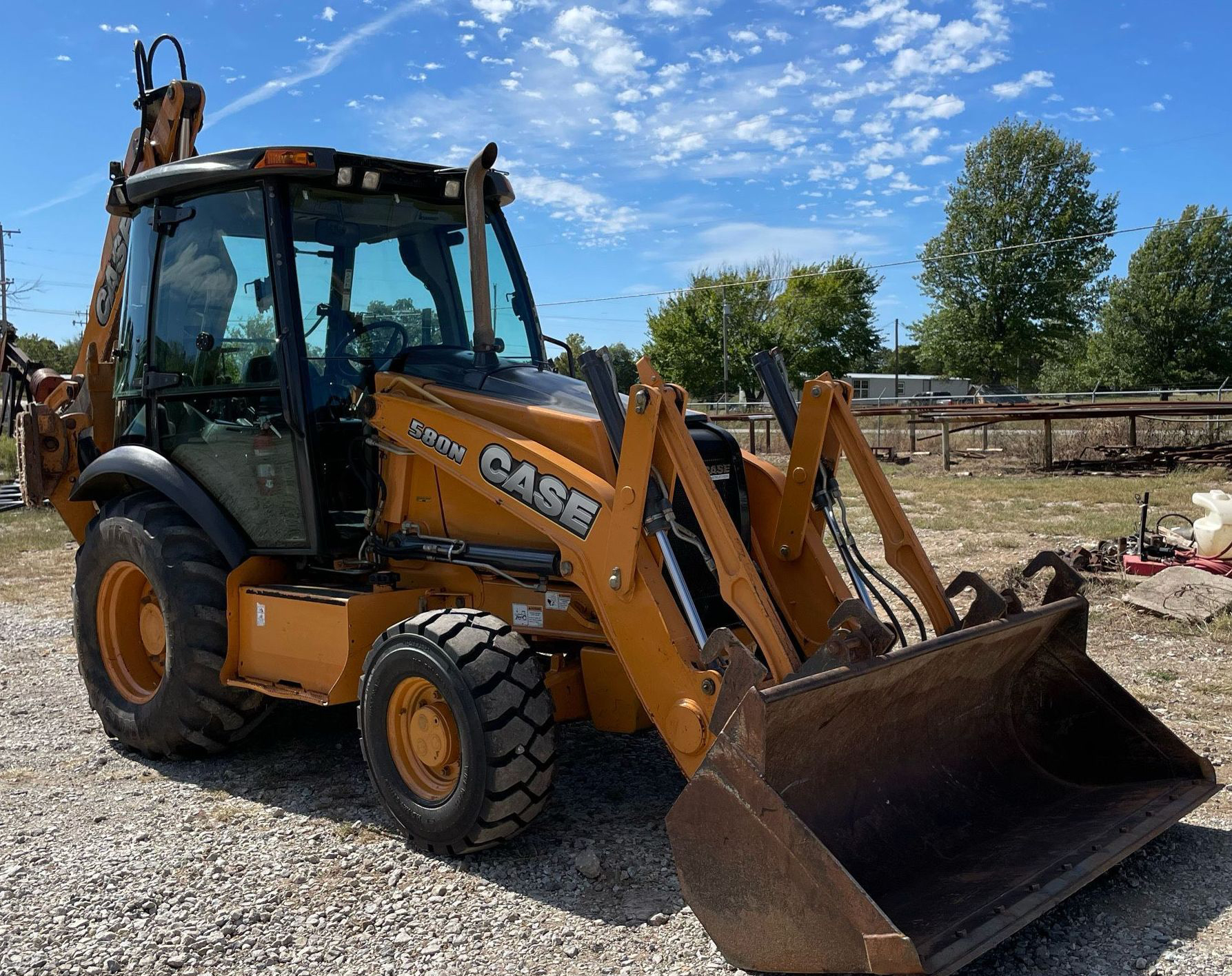 2013 Case 580N - photo 1