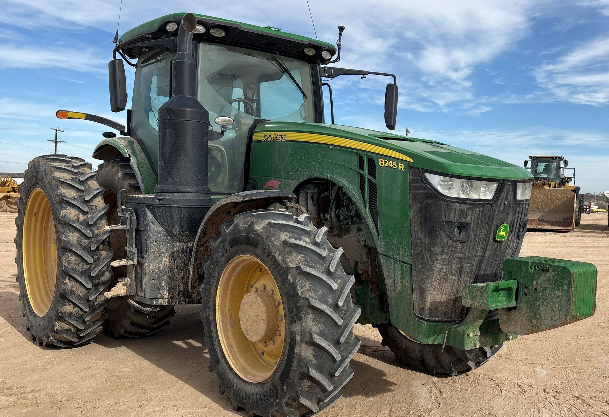 2019 John Deere 8245R - photo 1