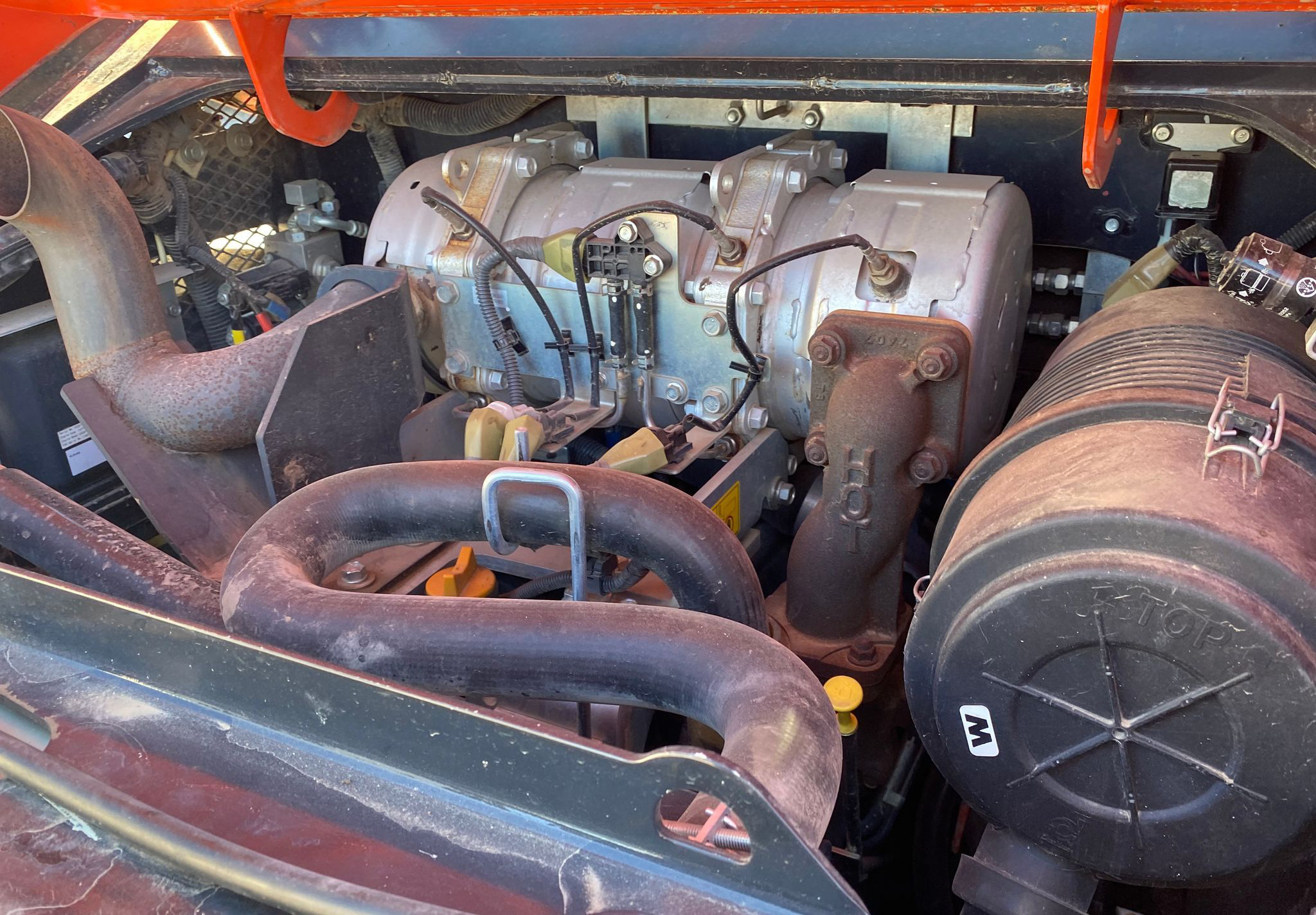 2017 Kubota SVL75-2 - photo 1