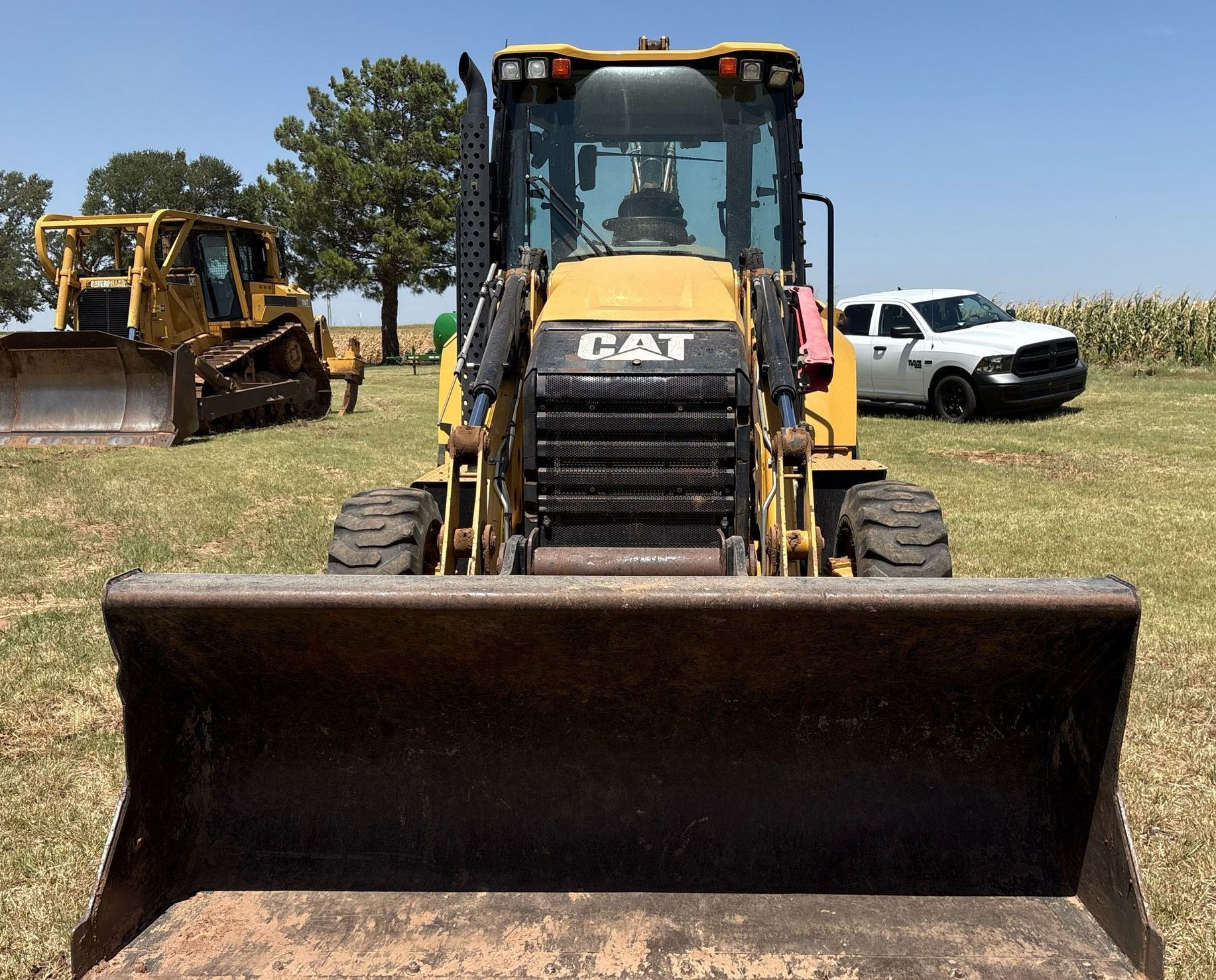 2016 Caterpillar 420F2 IT - photo 1