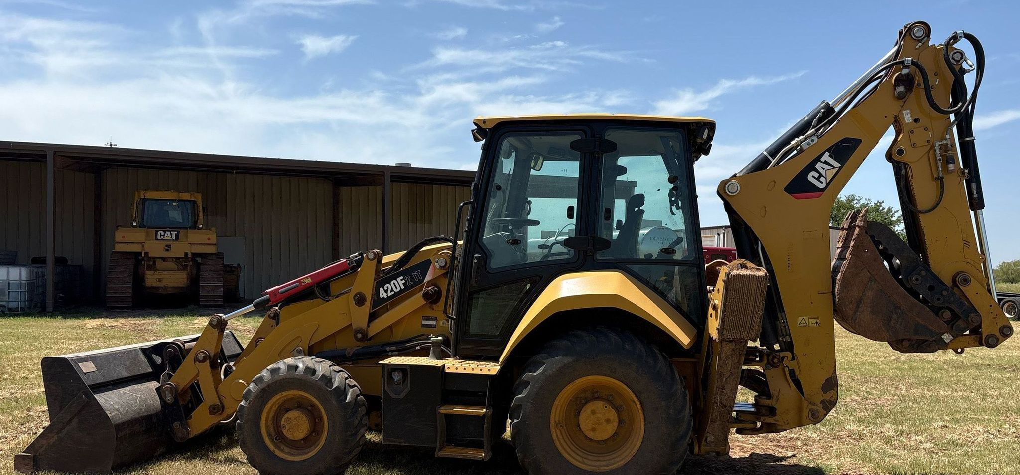 2016 Caterpillar 420F2 IT - photo 1