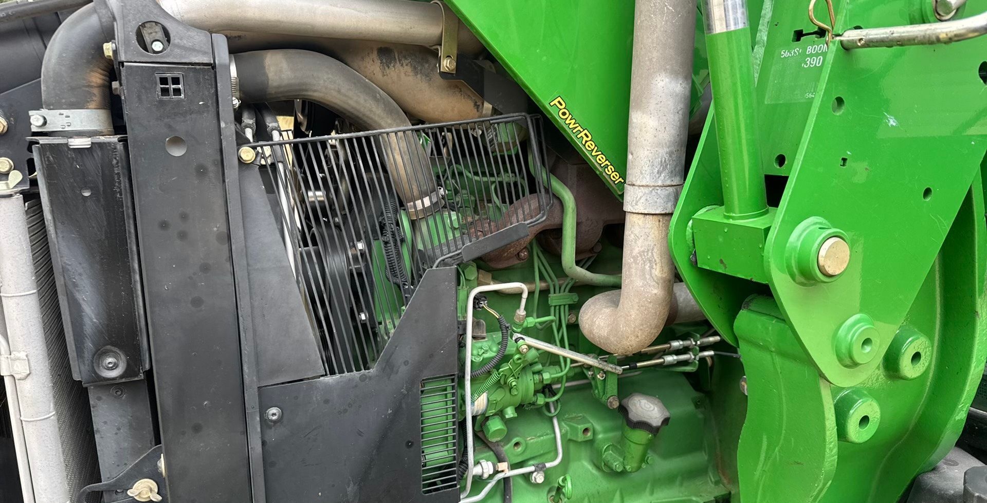 2010 John Deere 5085M - photo 1