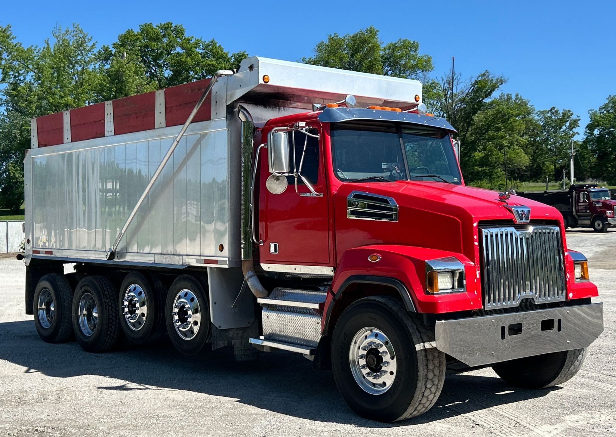 2020 Western Star 4700SF - photo 1