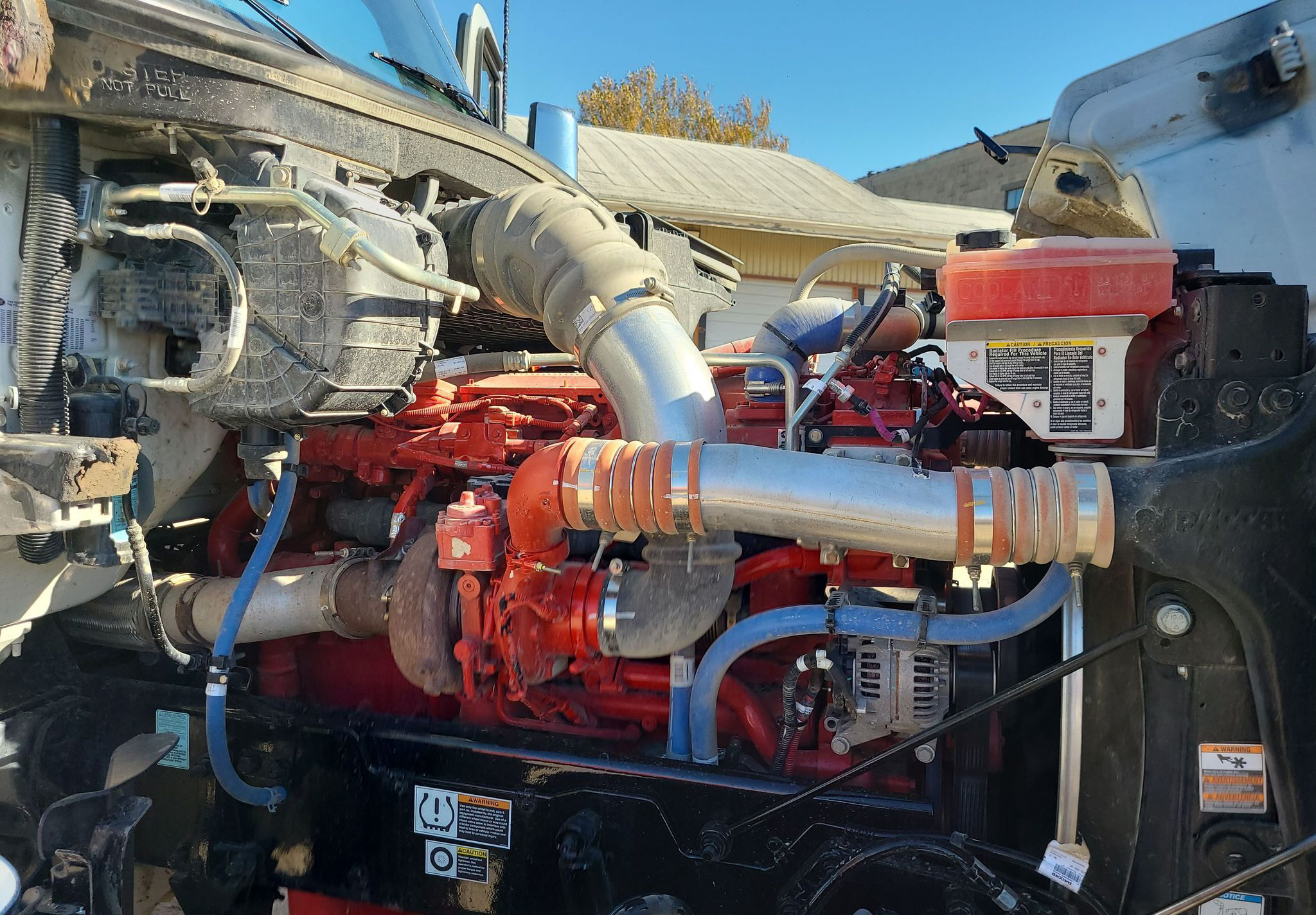 2023 Peterbilt 567 - photo 1